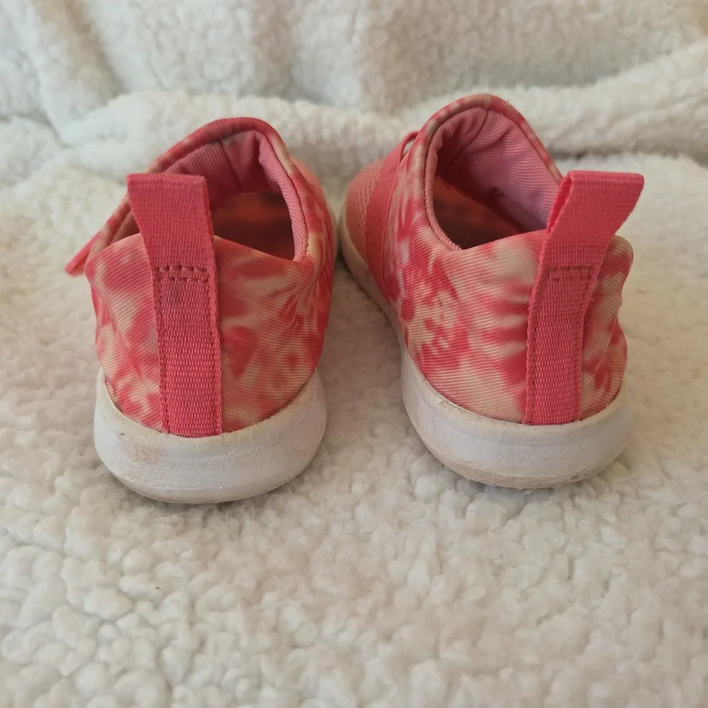 7t Cat And Jack Water Shoes